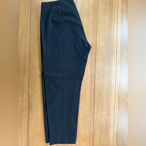 Eileen Fisher pull on Black trousers. NWOT.
XL.